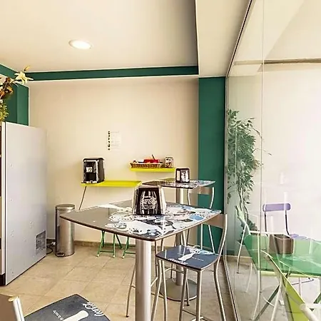 Sausa Hotel